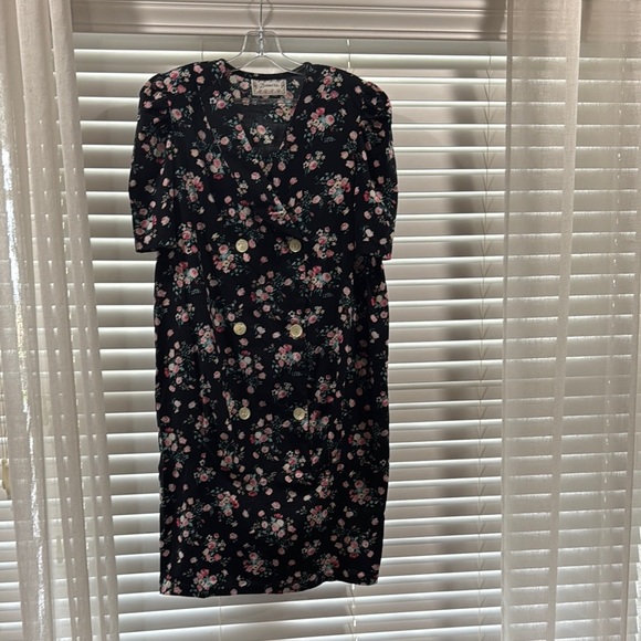 Vintage Floral Black Dress - Picture 1 of 3